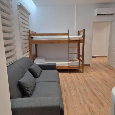 Denny's House Gasthof Vlorë